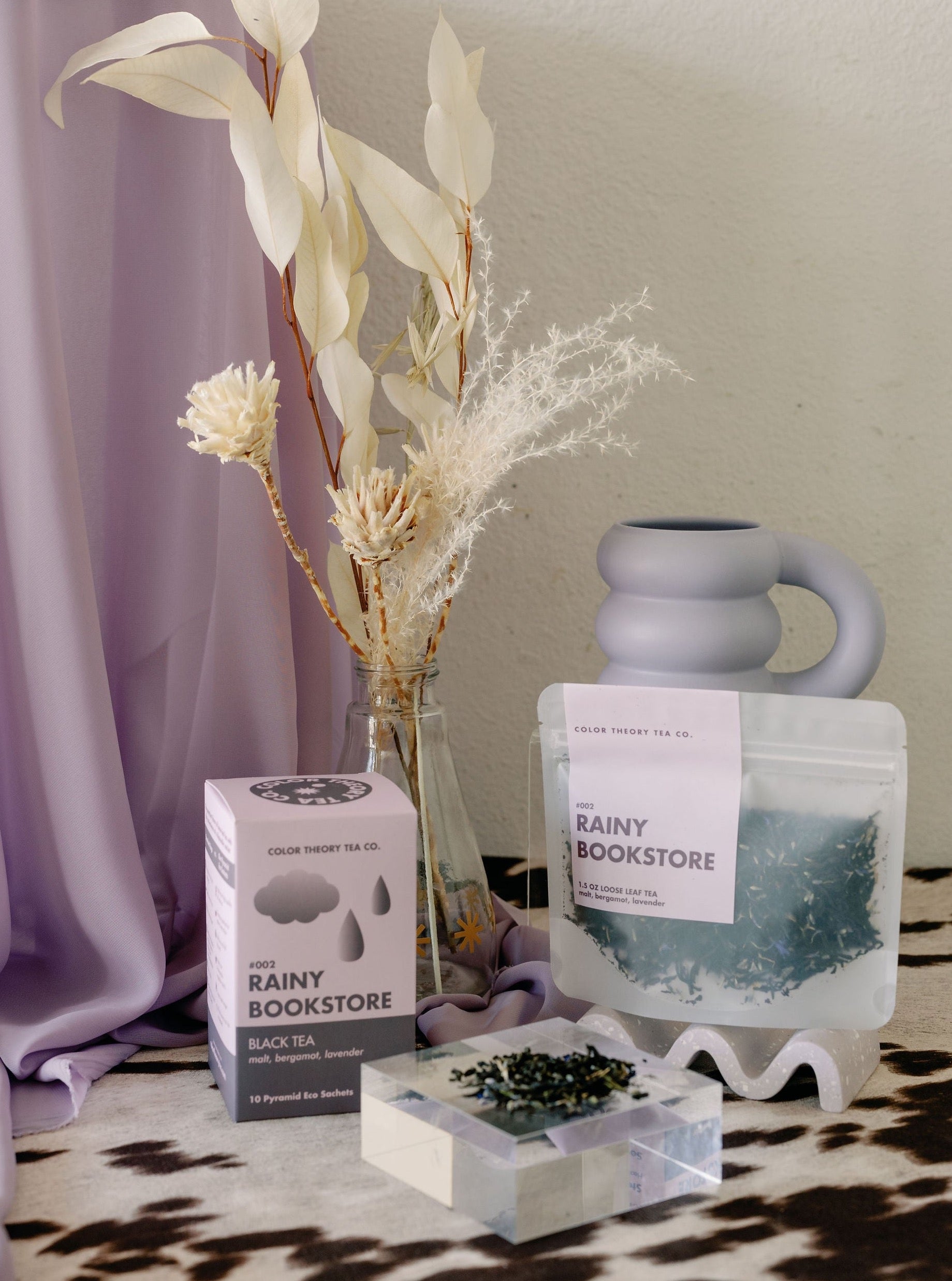 Rainy Bookstore Loose Leaf & Sachet Bundle